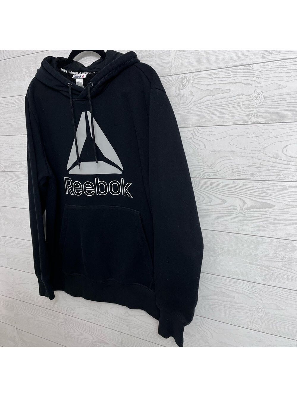 Reebok Men’s Black Pullover Long Sleeve Hood Sweatshirt. Size L - Picture 3 of 4
